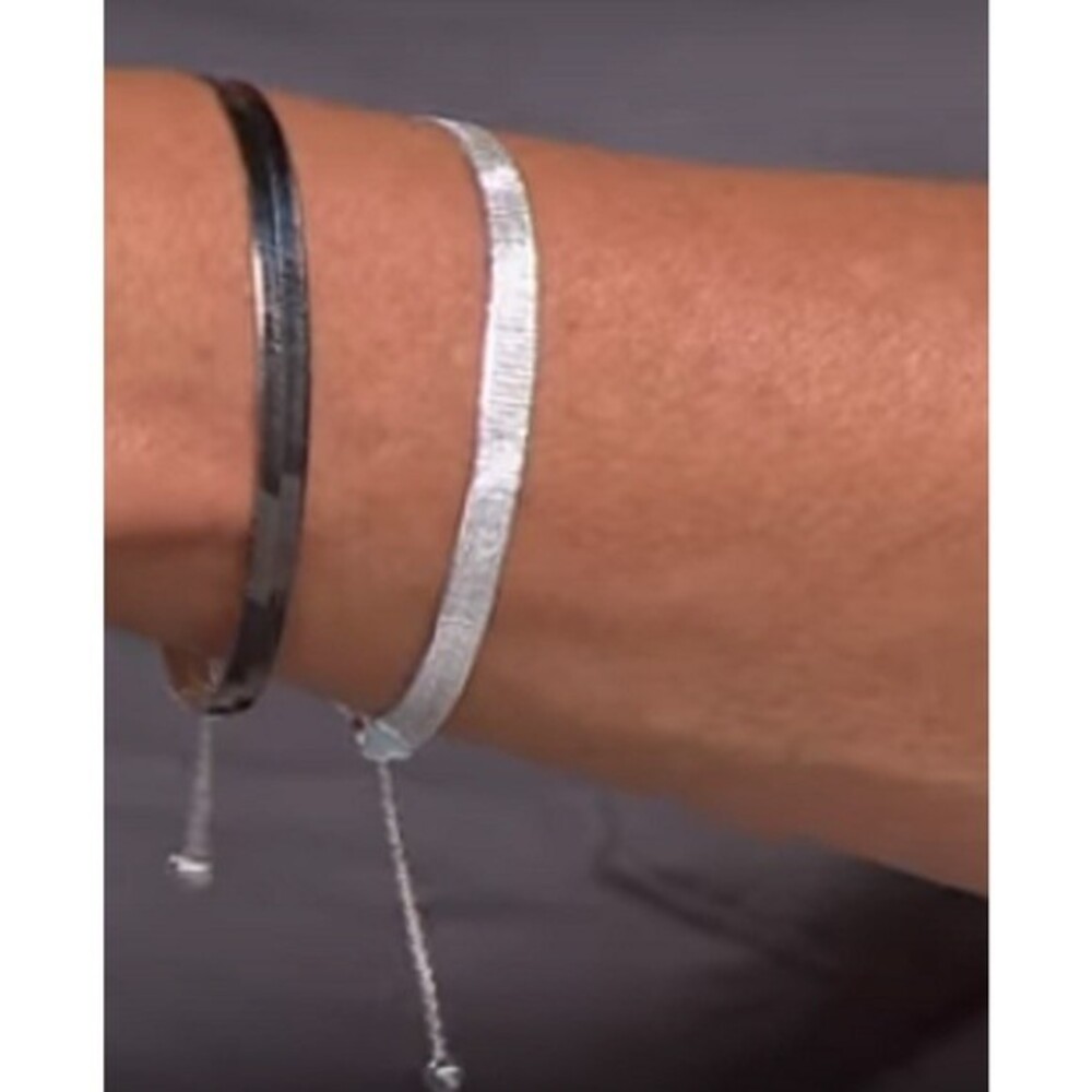 Technibond® Reversible Herringbone Adjustable Bracelet - Black and Silver - NEW